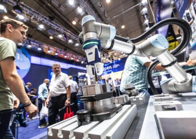 AMB Stuttgart to m.in. roboty i rozwiązania przemysłowe dla branży obróbki metali